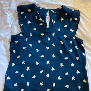 Super cute owl shirt.